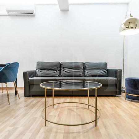 Ferienwohnung Modern Gem In Heart Of Malaga, Near Sights Rems Exterior foto