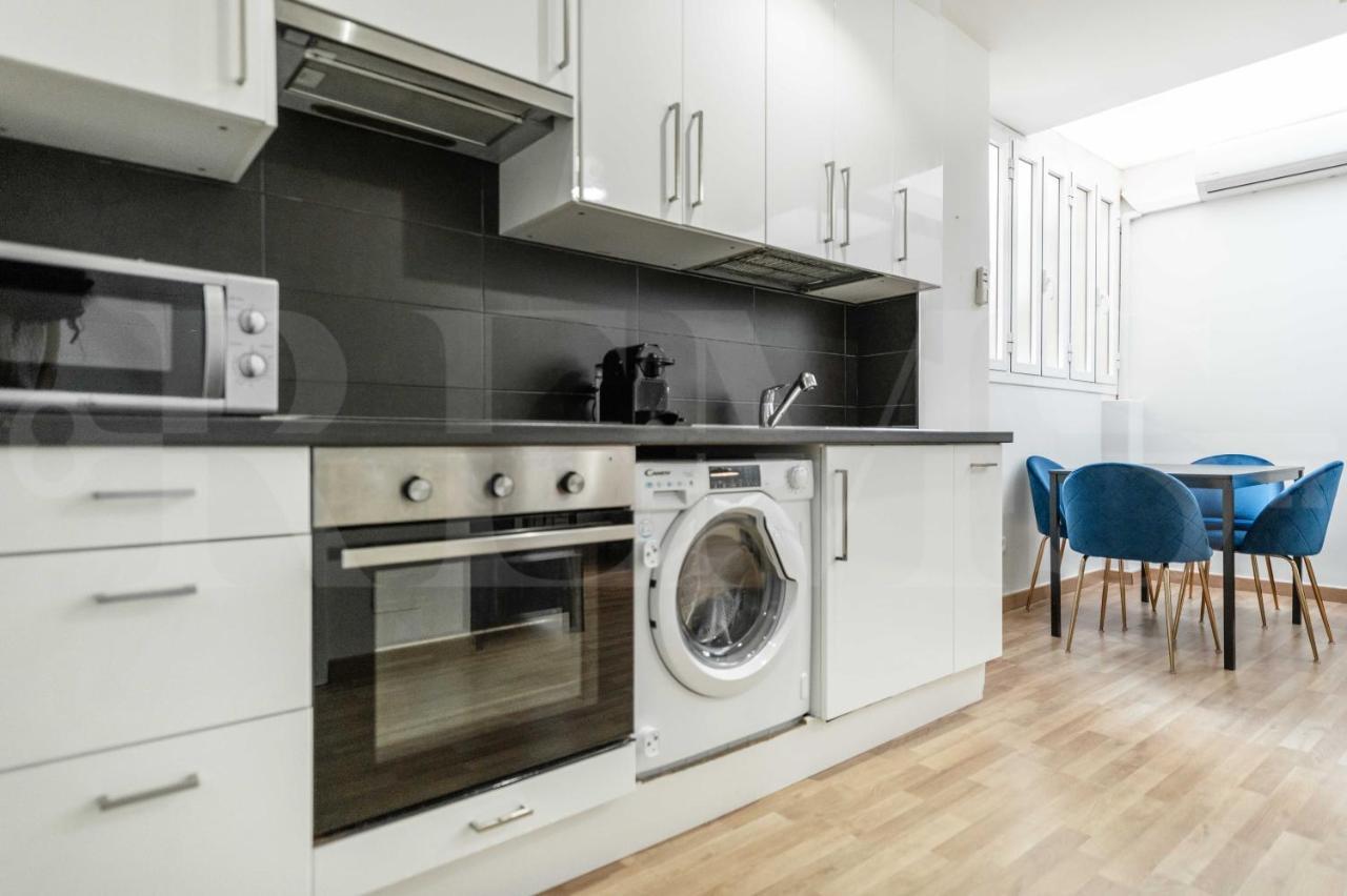 Ferienwohnung Modern Gem In Heart Of Malaga, Near Sights Rems Exterior foto