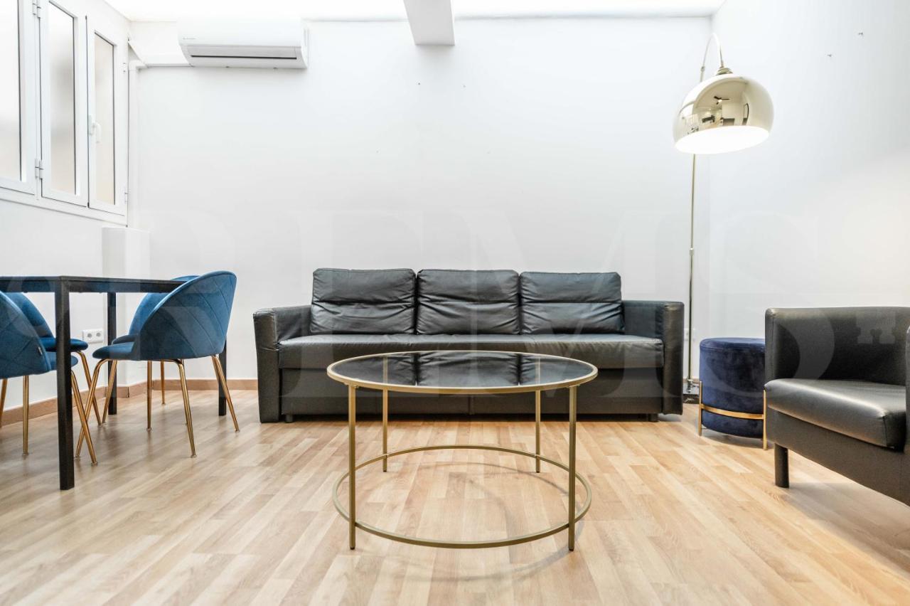 Ferienwohnung Modern Gem In Heart Of Malaga, Near Sights Rems Exterior foto
