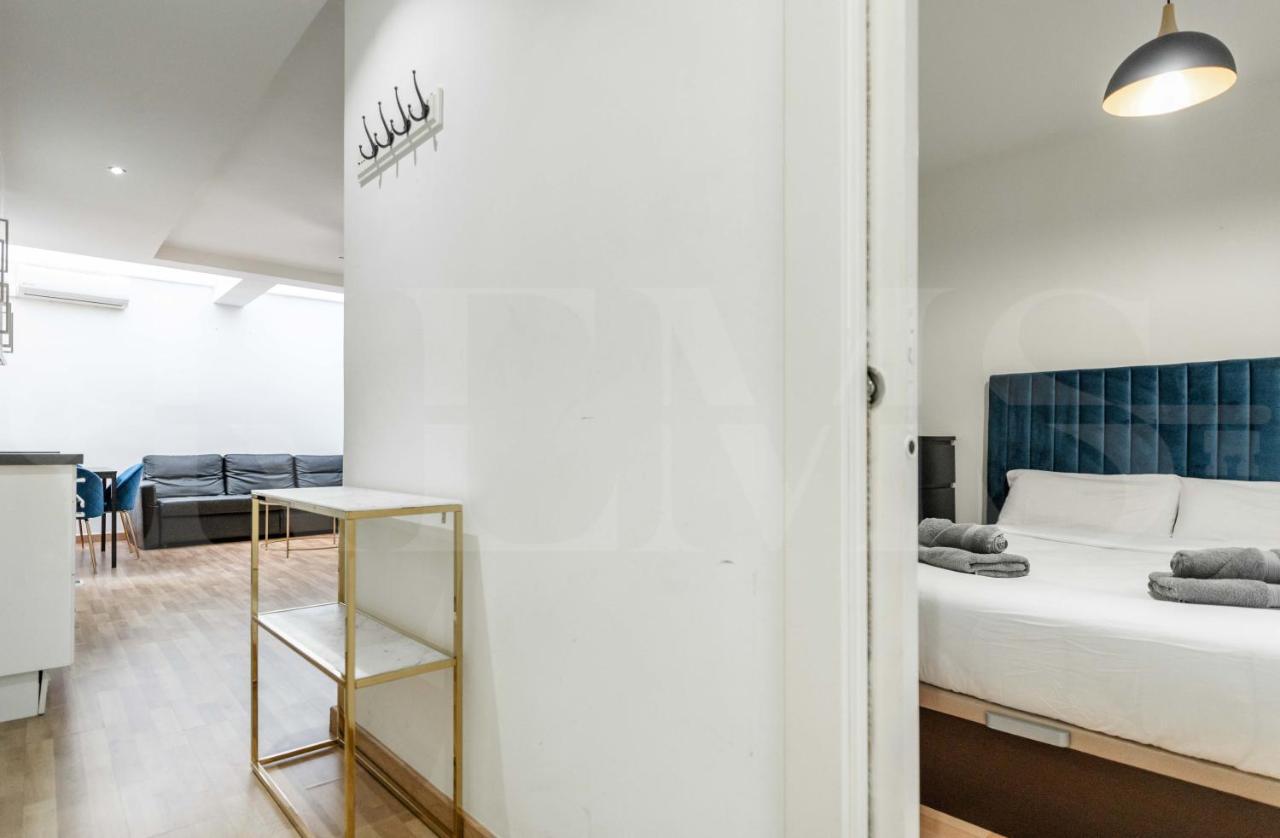 Ferienwohnung Modern Gem In Heart Of Malaga, Near Sights Rems Exterior foto